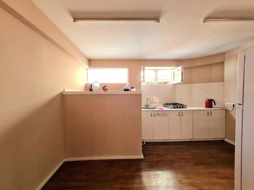 Suli Apartment Tbilisi ภายนอก รูปภาพ